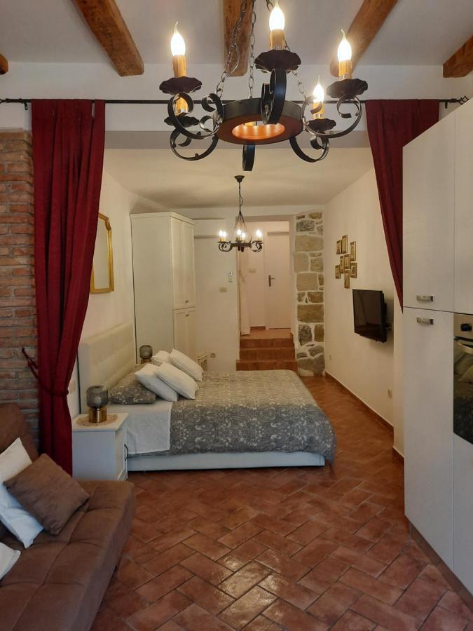 Old Town Rab Studio Apartment Rab Town Buitenkant foto