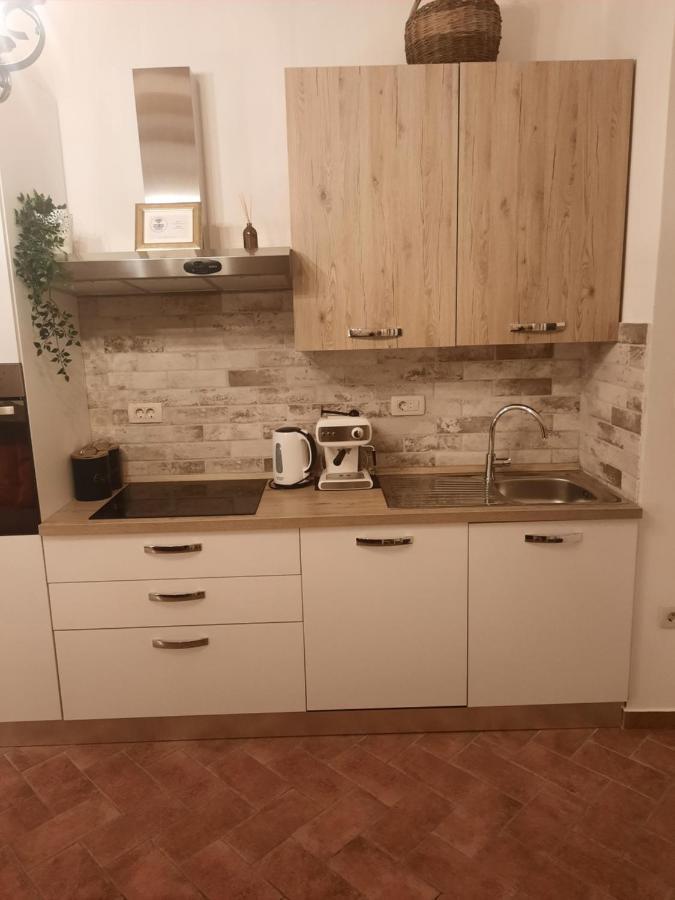 Old Town Rab Studio Apartment Rab Town Buitenkant foto